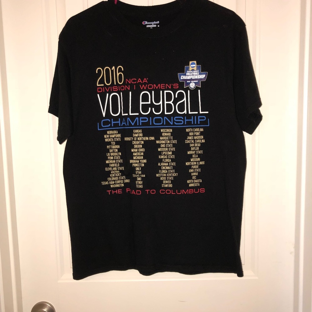 2016 NCAA women’s volleyball championship T-shirt